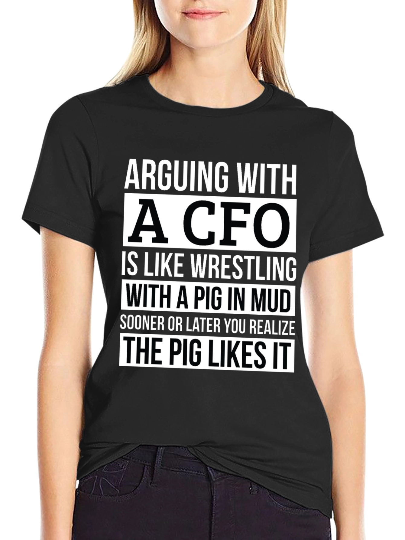 Arguing with a CFO T-Shirt Funny Finance Gift